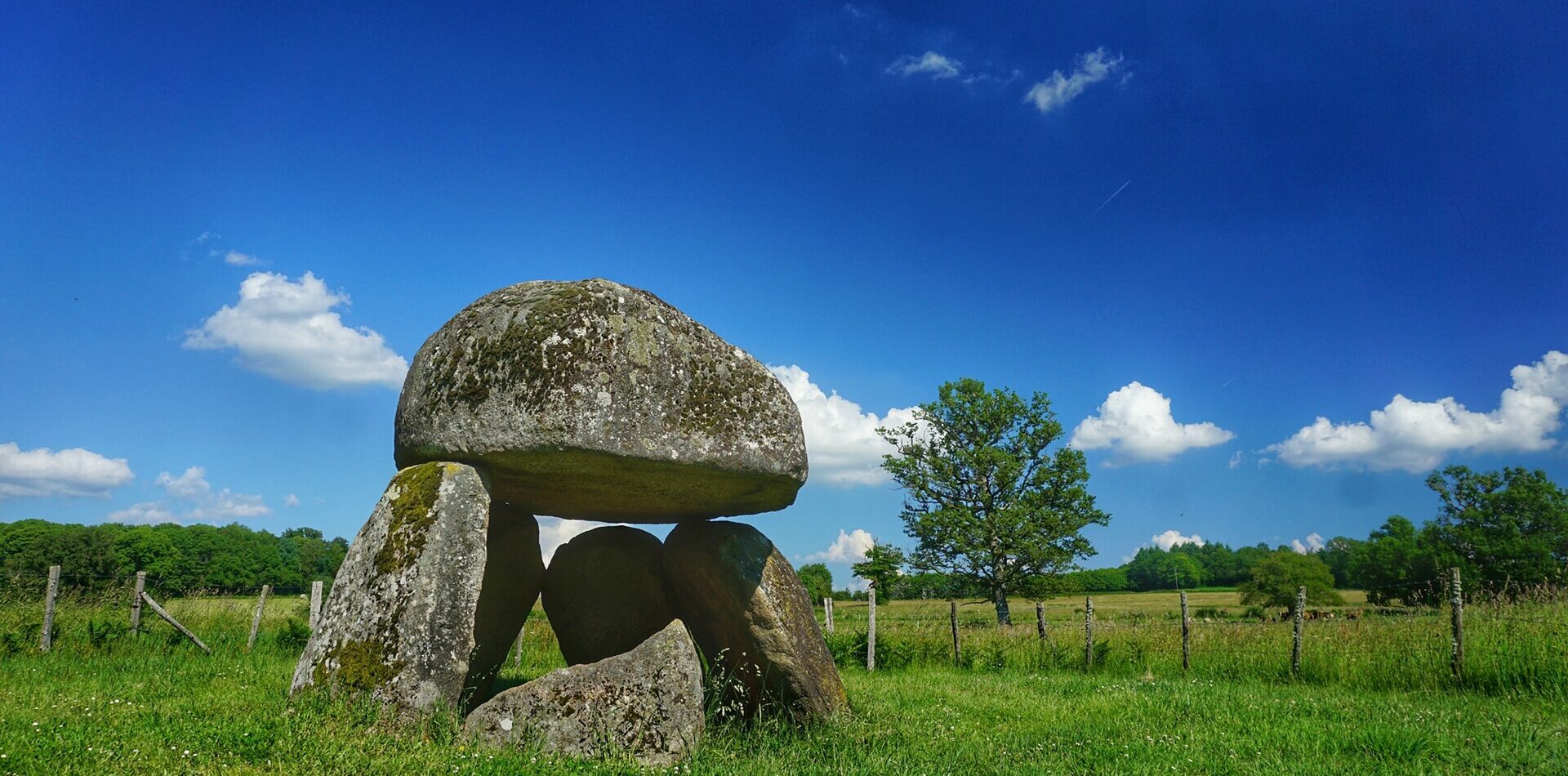 Site officiel de Saint-Priest-la-Feuille